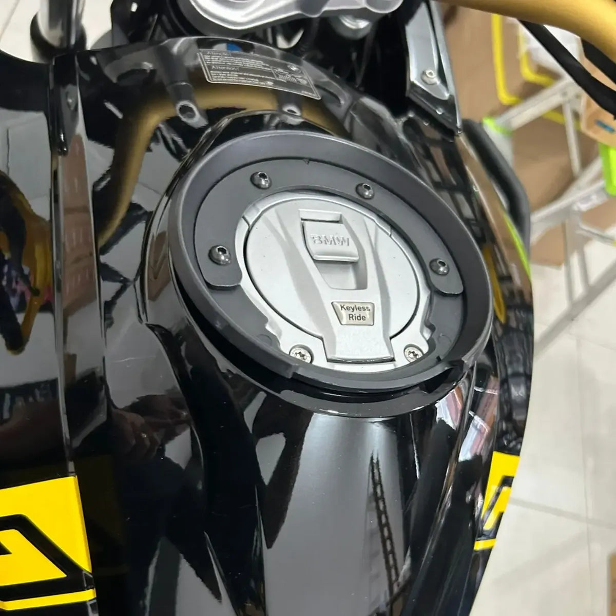 Flange Bf11 Tanque Padrão Bmw R1200-1250 Gs850 2025/26+