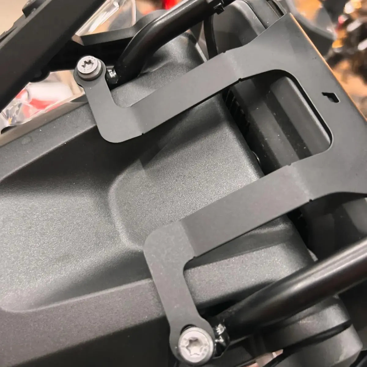 Moldura Proteção Tft Anti Furto Bmw Sem Aba R1300 R 1300 Gs